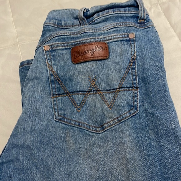 Wrangler Jeans - Picture 4 of 4